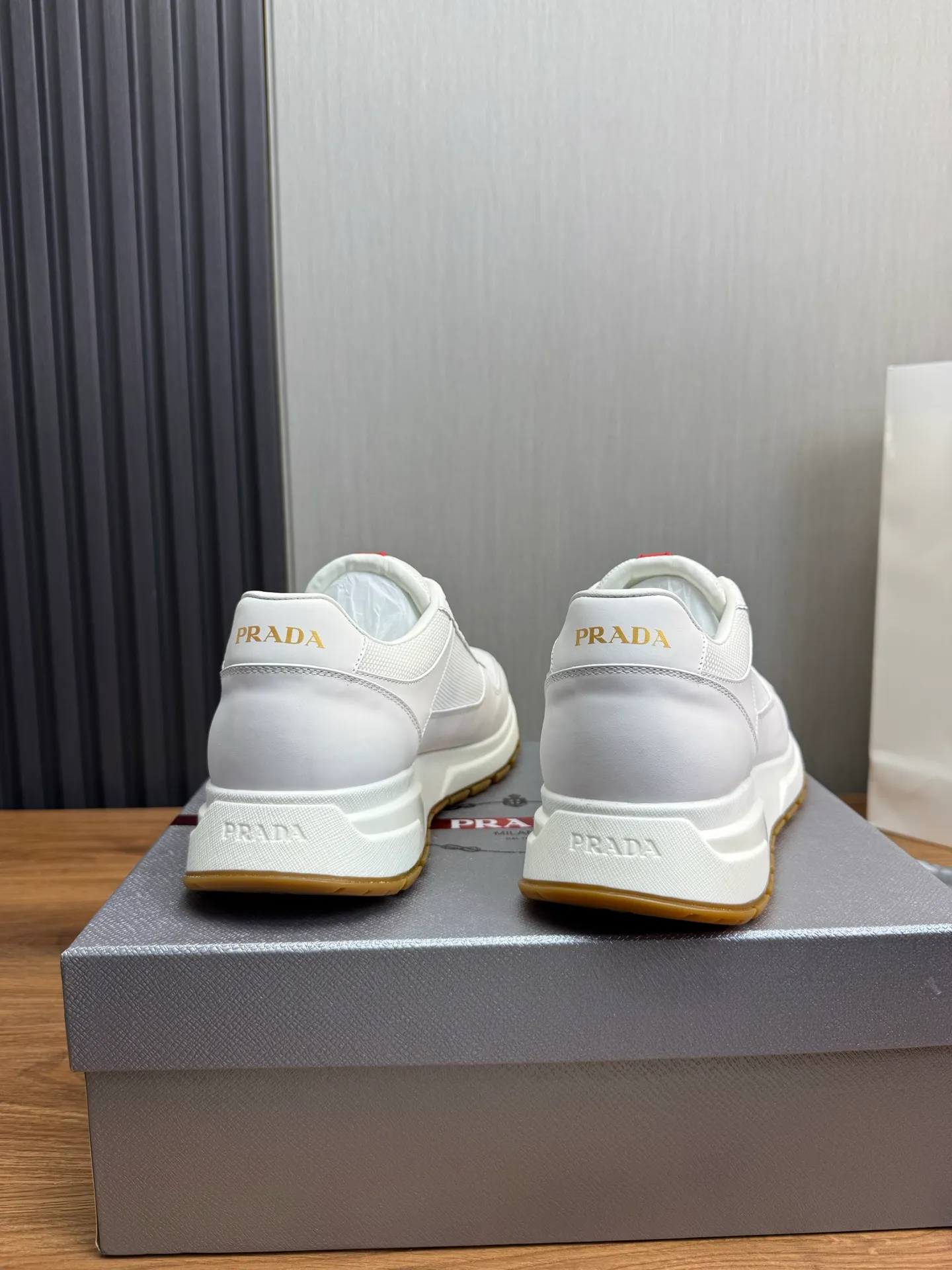 Men's shoes 💰560💰 [PRADA] Men's shoes are popular in the counter, official website is synchronized, 1 high-quality shipment ✔️Original cowhide upper + cowhide lining, 1🆚1 replica, original sole, 38-45 (45 customized, non-refundable)